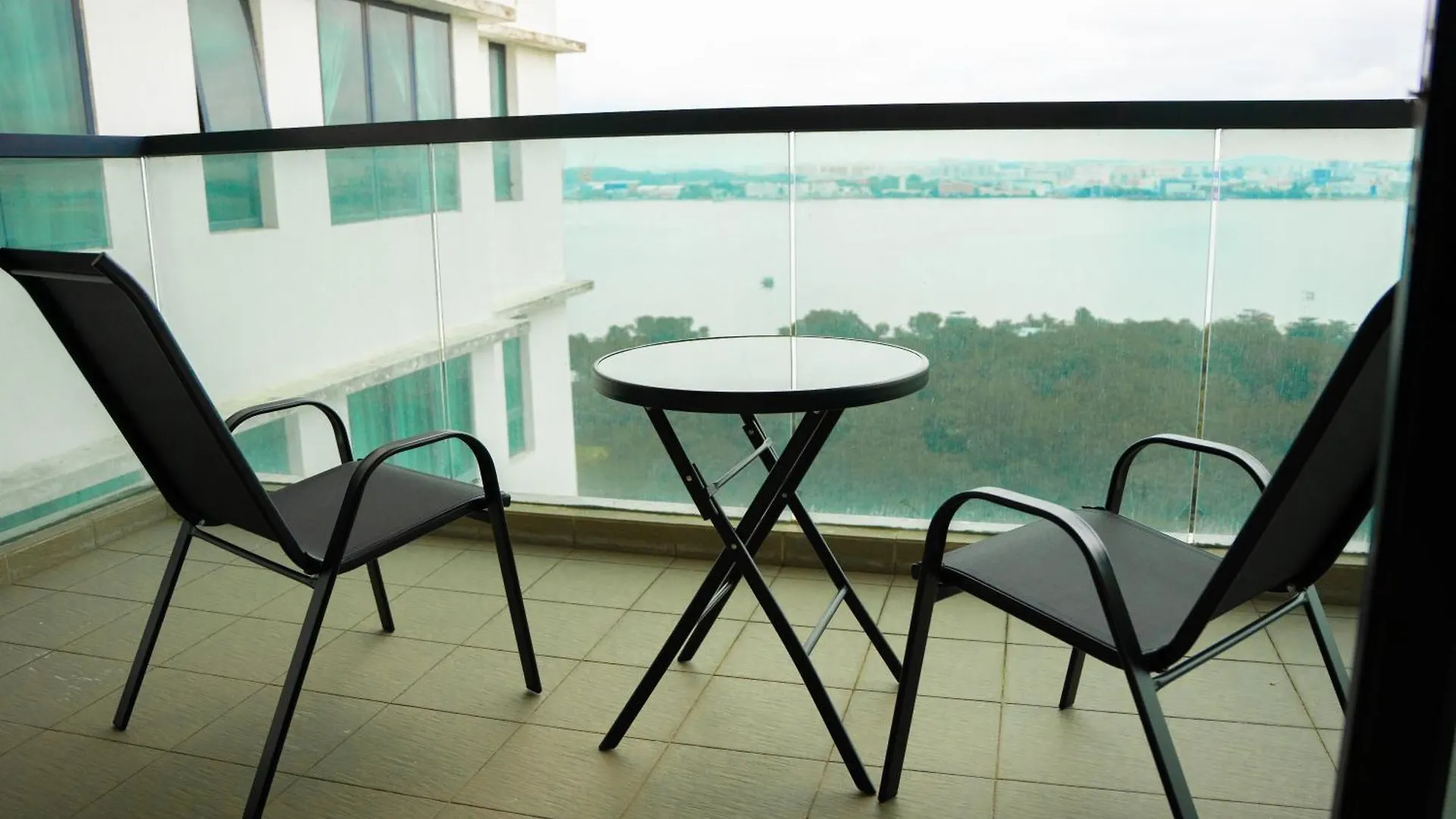 Lejlighed Homely Marina View 3Br Permas W Bathtub & Seaview Balcony Permas By Our Stay Johor Bahru Malaysia